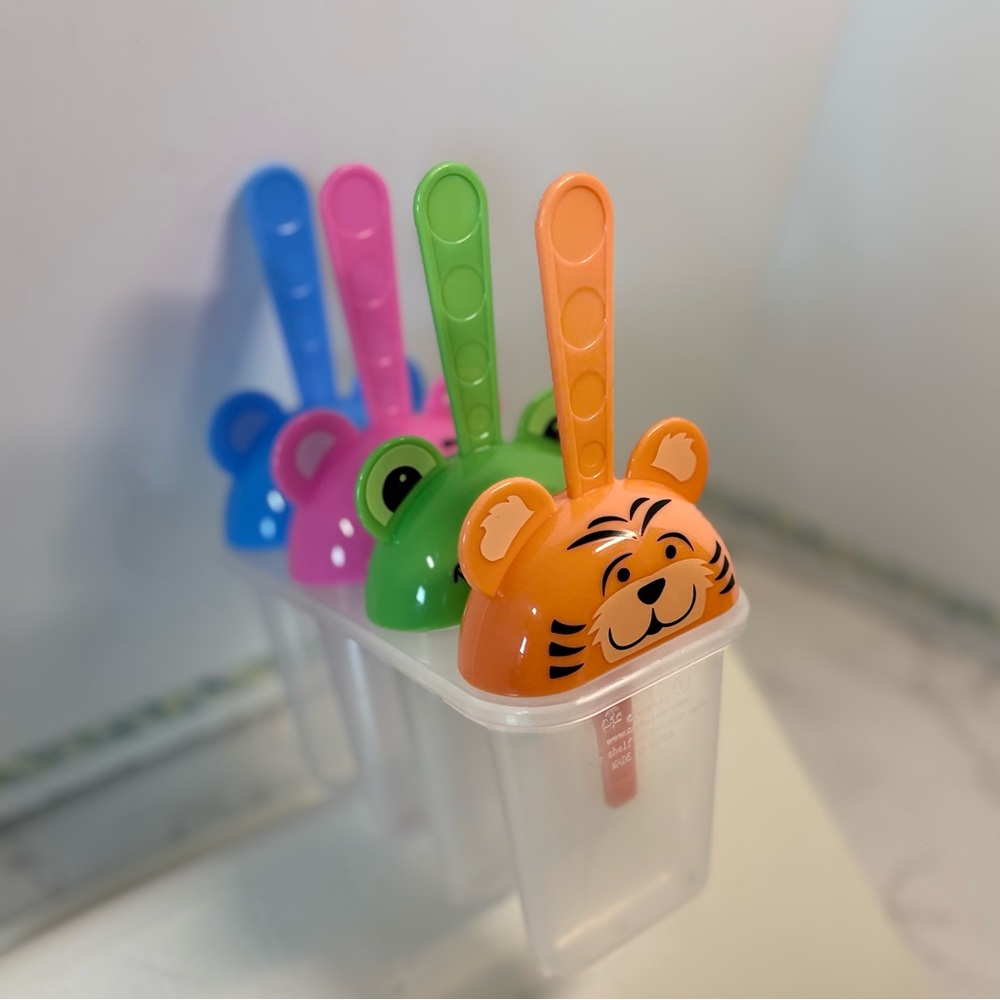 Ice Pop molds, Animal Face Kids Toy Set - Orange, Pink, Blue, Green